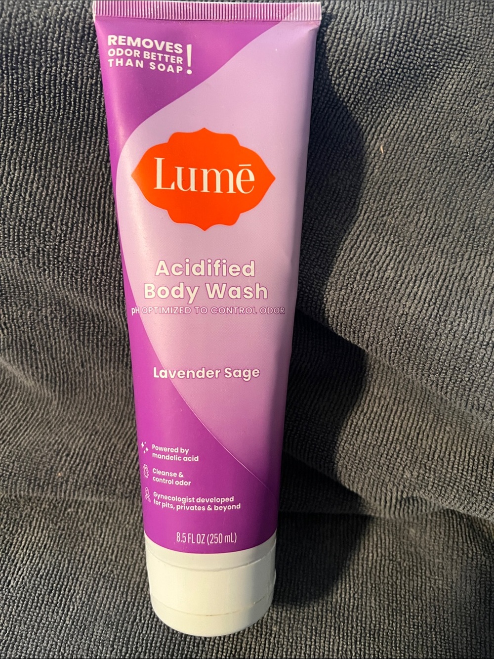 Lumē Lavender Sage Acidified Body Wash - Purple